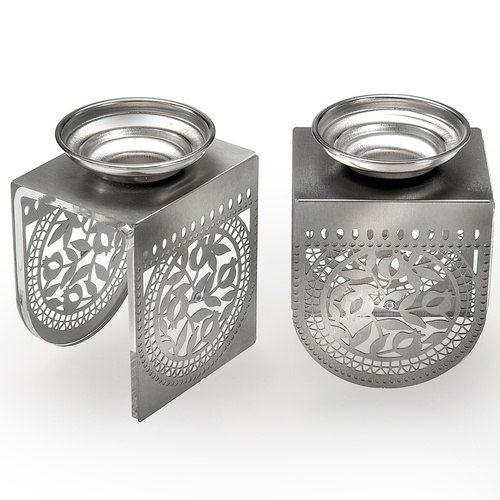 פמוטים לשבת בעיצוב תחרה רימונים