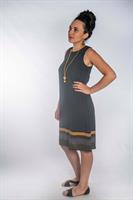 שמלת A כפתור בגב