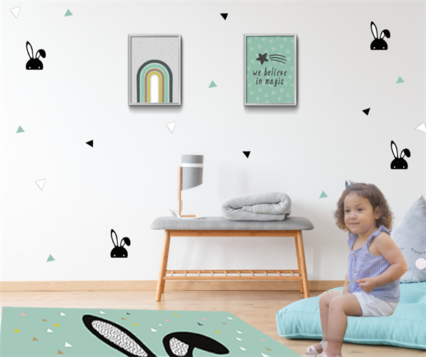 קפסולה מס' 1-   My Rabbit- כוללות 2 תמונות, מדבקות קיר ושטיח