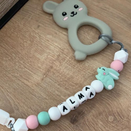 מחזיק מוצץ +נשכן  לבחירה - דגם עלמה