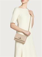 תיק Salvatore Ferragamo Minibag לנשים