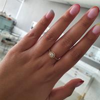 טבעת "האלו" זהב 14 קראט משובצת 0.67 קראט יהלומים