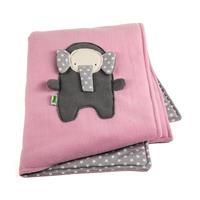 חבילת מתנה לתינוק: שמיכת תינוק ובובת התפתחות סער הפיל