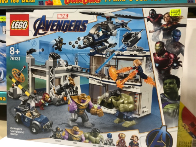 Lego avengers 76131