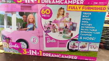 קרוואן החלומות של ברבי - Barbie DreamCamper
