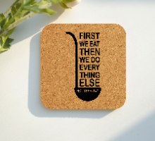 6 תחתיות מרובעות שונות על אוכל