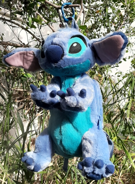 תיק בובה של סטיץ' החייזר מהסרט של דיסני לילו וסטיץ',