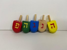 סביבון מעץ מגוון צבעים
