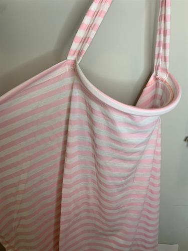 סינר הנקה פטנט - גם סינר הנקה וגם נשכן. 100%  כותנה אורגנית- בייבי גירל