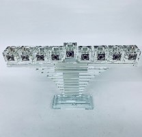 חנוכיה מקריסטל עבודת יד מעוטרת בכסף טהור סטרלינג 925