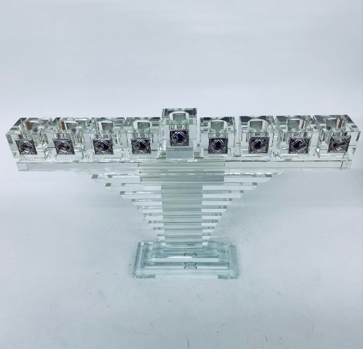 חנוכיה מקריסטל עבודת יד מעוטרת בכסף טהור סטרלינג 925