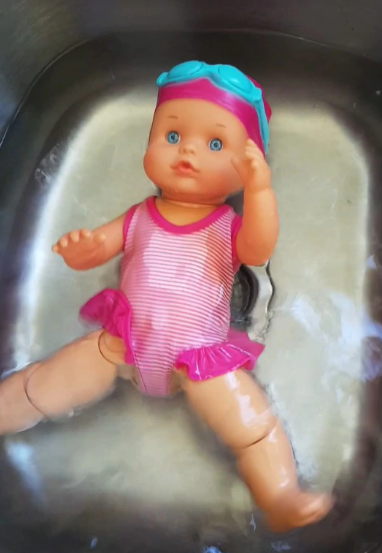 חוות דעת - בובת לימוד שחיה לילדים- StudiswimmDoll