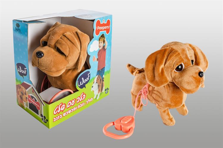 כלב הולך עם רצועה פייפרס