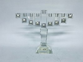 חנוכיה מקריסטל עבודת יד מעוטרת בכסף טהור סטרלינג 925