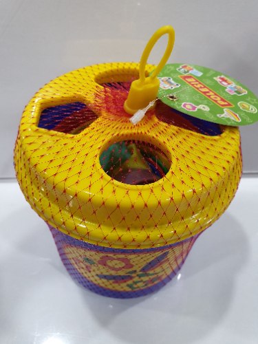 דלי התאם צורה ומגדל כוסות