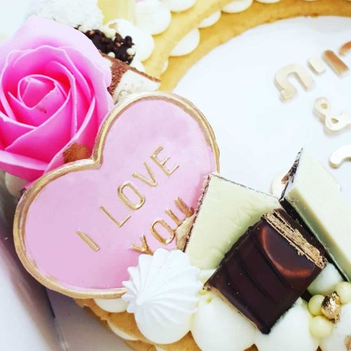 סט 2 לבבות טופרים עם כיתוב בולט | זוג טופרים לעוגת אהבה יום הולדת | יום אהבה | חדש מאתי דבש