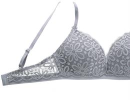 סט אביב בשילוב תחרה