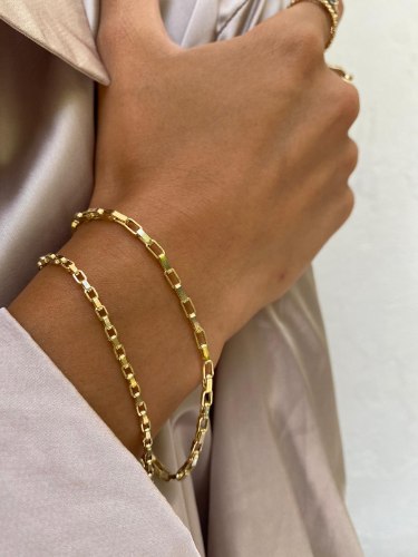 צמיד סטלה ריבועים קטנים זהב 14 קראט