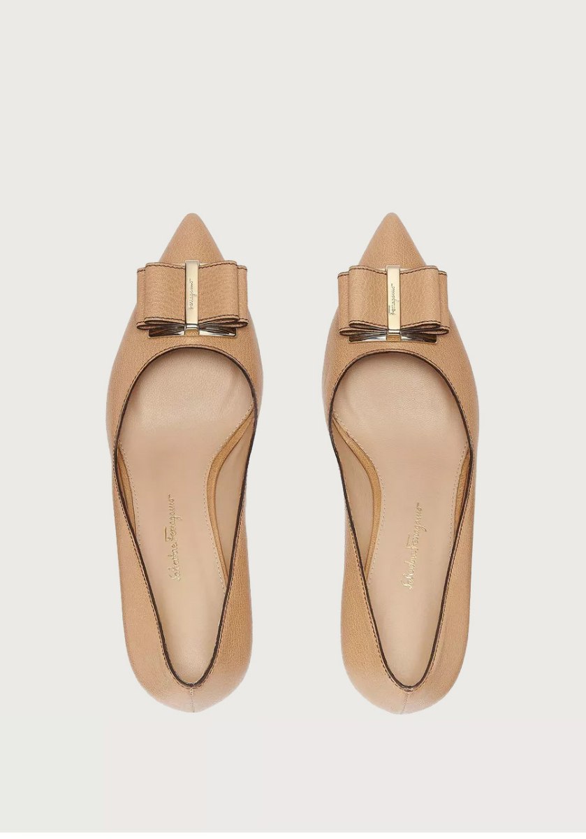 ferragamo pump