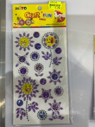 מדבקות פרחים סגולים