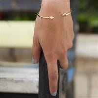 צמיד קשיח חץ