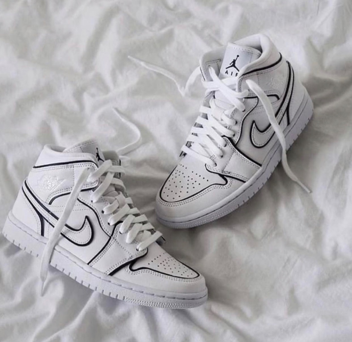 black and white retro 1 high