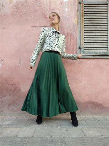 חצאית פליסה ירוקה
