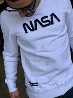 סווטשירט T - AKASHI צבע לבן