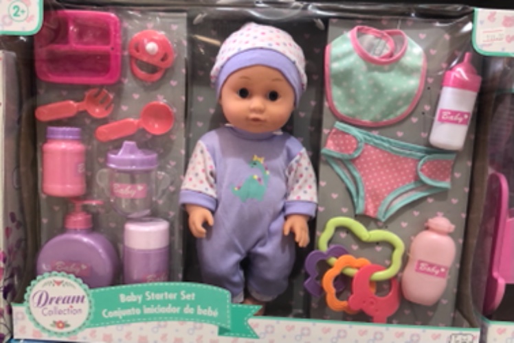 סט בובה עם אביזרים