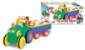 טרקטור חווה עם נגרר