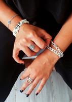 צמיד גורמט עבה