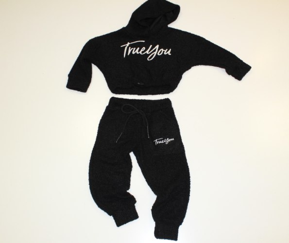 חליפת סריג בנות עיצוב צמר