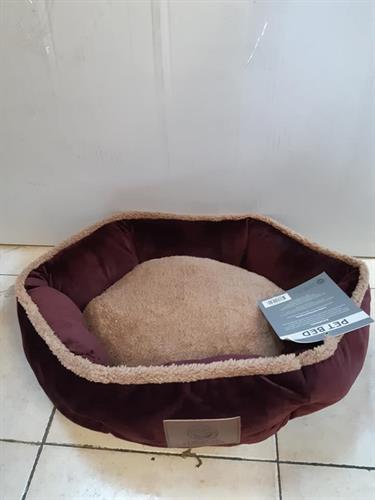 מיטת פרווה משושה בורדו 50 סמ