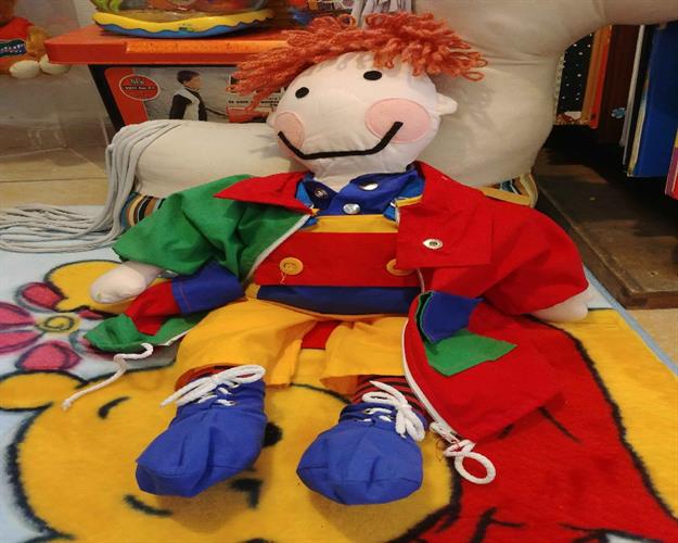 בובת מיומנות גדולה ואיכותית