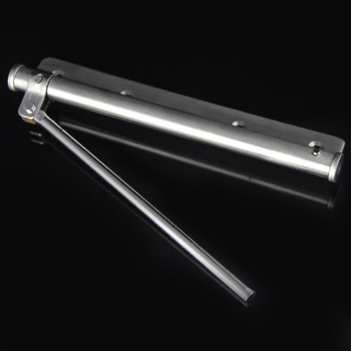 בוכנה מחזירת דלת לטריקה שקטה ובטוחה