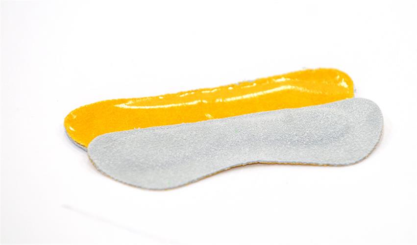 מדבקה אחורית - עור