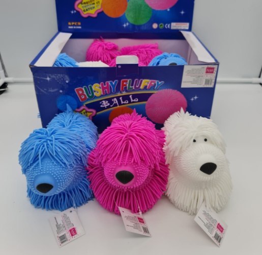 כלב שיערות גדול