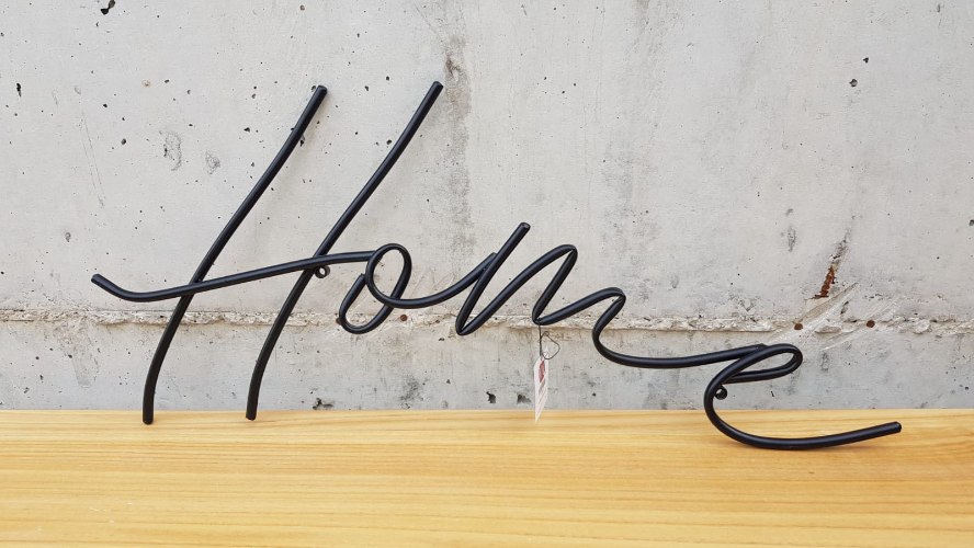 מתלה מתכת home שחור