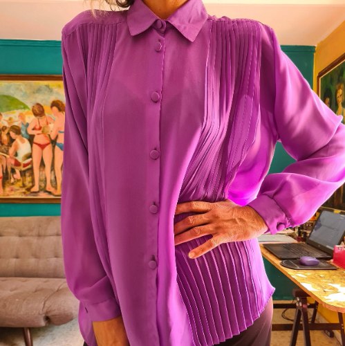 חולצה 80S סגולה מפוסלת אדירה מידה XL