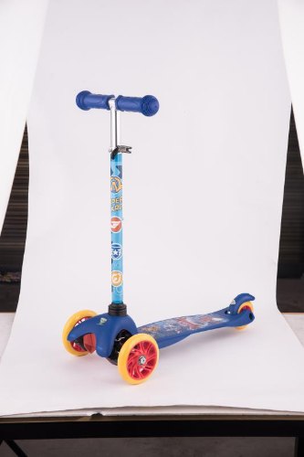 קורקינט 3 גלגלים-מטוסי על