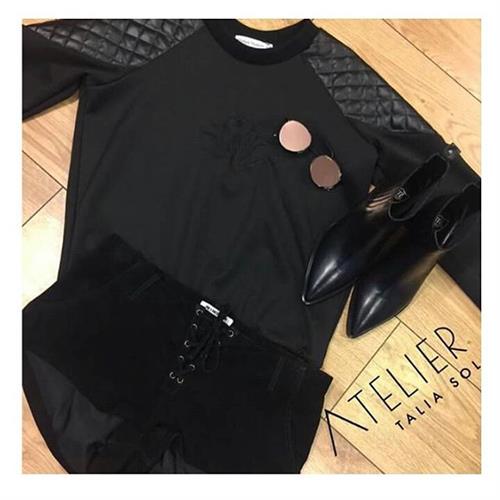 סוואצר ריקמה שחור