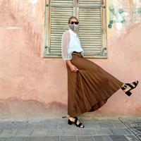 חולצת שיפון נקודות לבנה + מסכת WHITE DOTS מתנה