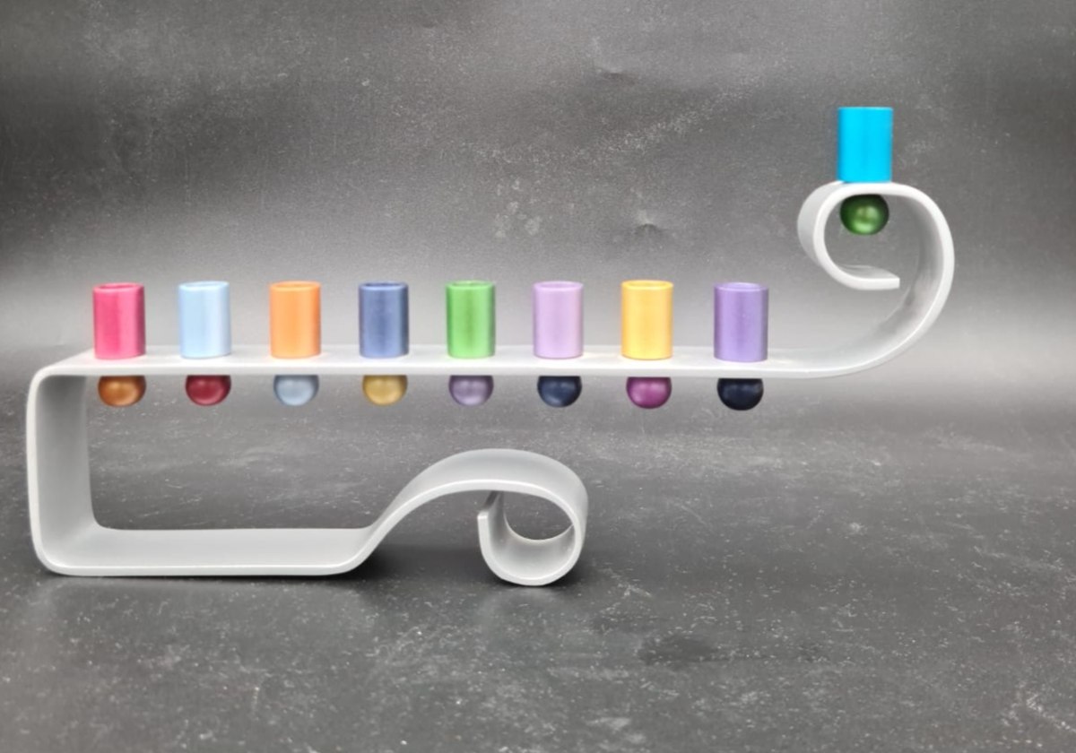 חנוכייה אלומיניום צבעוני