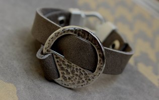 צמיד קרוס כסוף