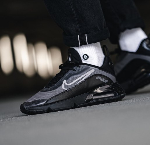גברים | NIKE AIR MAX 2090 BLACK
