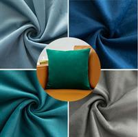 כיסוי כריות קטיפה מעוצבות