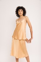 גופיית סאטן משי שמפניה