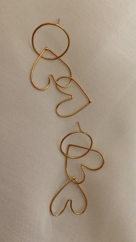 עגילי לב ניאון זהב