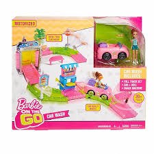 ברבי בובה מיני ושטיפת מכוניות