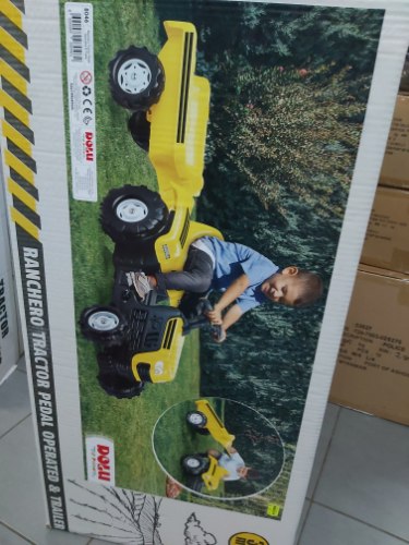 טרקטור פדלים צהוב כולל עגלה נגררת